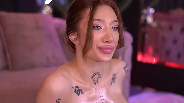 SiennaJayden Adlı Modelin Canlı XXX Sohbeti