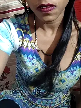 Itz_Aisha__ Adlı Modelin Canlı XXX Sohbeti