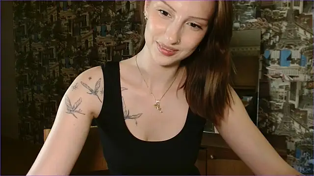 Chatroom XXX en direct de RuxaShade