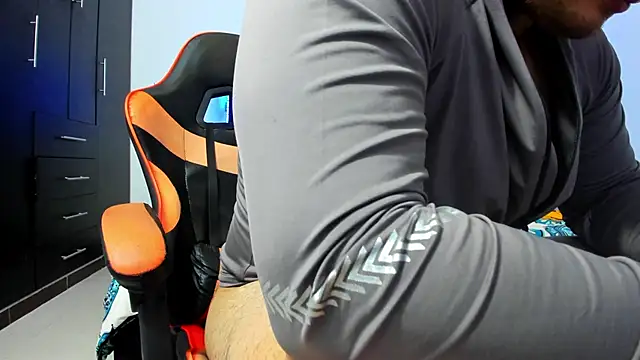 Czat XXX na żywo – thiago__cp01