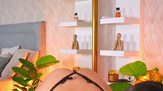 Sofy_Bradd: διαδικτυακό σόου στην κάμερα