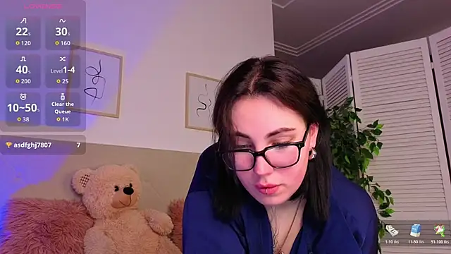 Chat +18 de Kittycat_meooow ao vivo