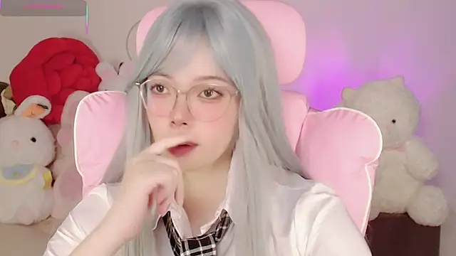 XXX chat uživo modela Miyeoonn