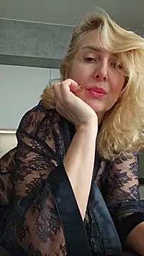 Chat +18 de MariaRichi_ ao vivo