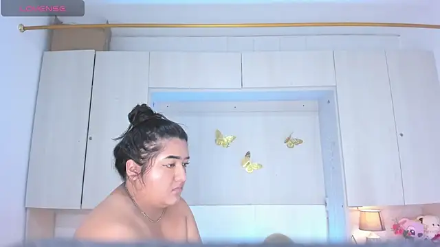 Chat +18 de LilyWhitney ao vivo