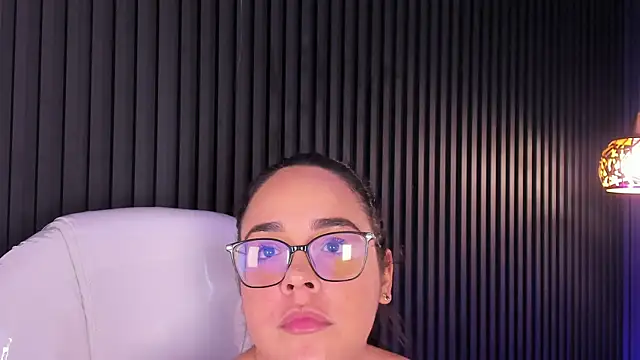 FireDollx's Live XXX Chat