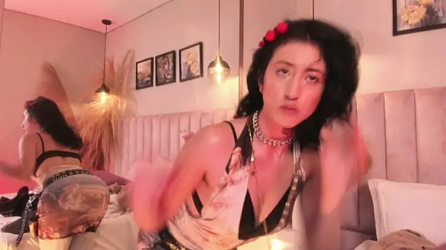 Chat +18 de karoline_lux ao vivo