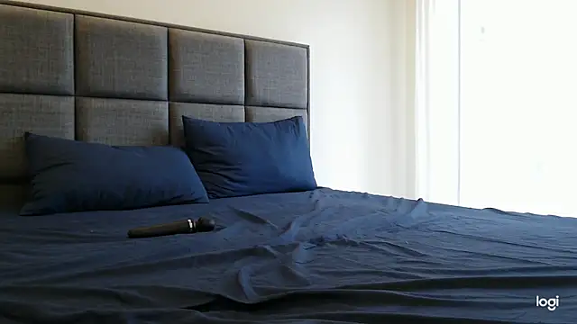 Chat +18 de ArielleSou ao vivo