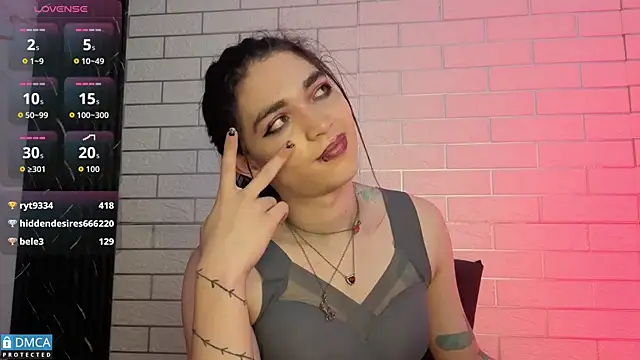 دردشة MaeveKuro الجنسية المباشرة