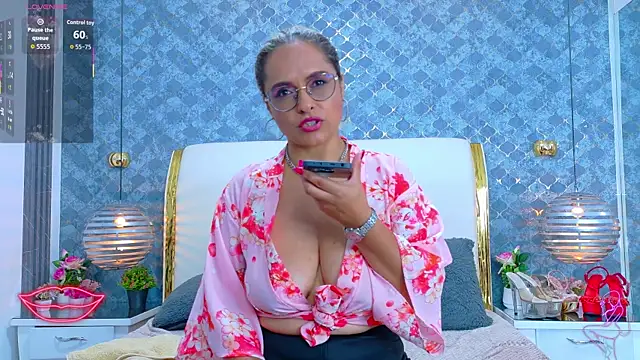 MarilynVega1 Chat XXX in diretta