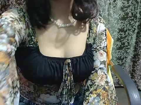 Adorable_Ayesha Chat XXX in diretta