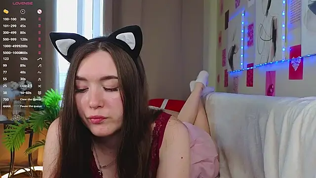 AlinaOrf's Live XXX Chat