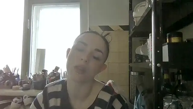 Chat XXX en directo de Trinsy_Love