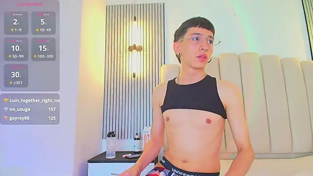 Chat +18 de lian_cameron ao vivo