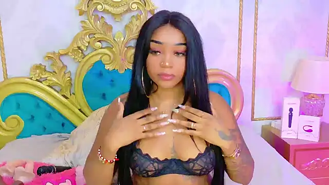 SalomeRestrepo Adlı Modelin Canlı XXX Sohbeti