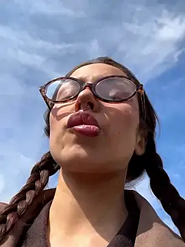 Leila_Brooklyn webkamerás műsora