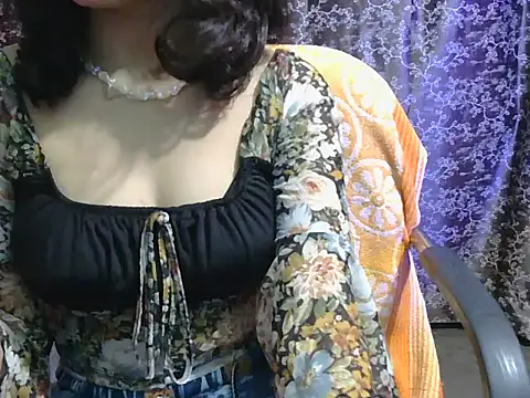 Adorable_Ayesha Obrolan Langsung XXX