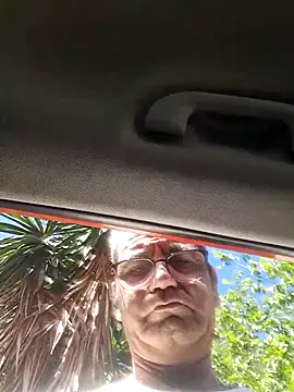 delfi6 লাইভ XXX চ্যাট