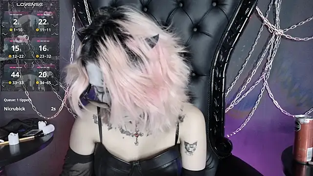 Czat XXX na żywo – Navier__