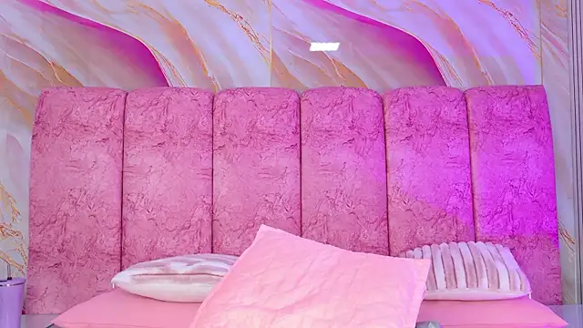 Chatroom XXX en direct de emmacurvy