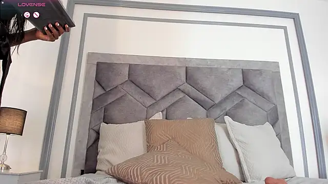 TahliaMoreau 웹캠 쇼