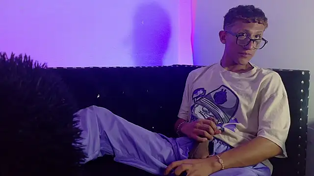 Chat XXX Live Damian_nix