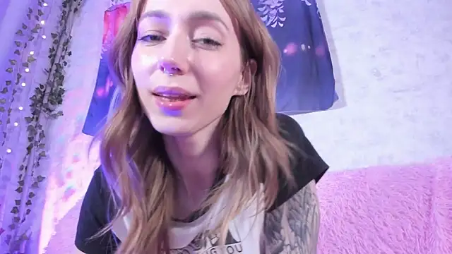 Chat +18 de LuckySexyDoll ao vivo