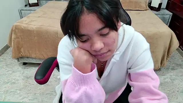 laureentt_: απευθείας συνομιλία ΧΧΧ