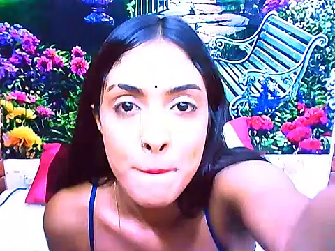 Czat XXX na żywo – IndianPretty14u2Luv