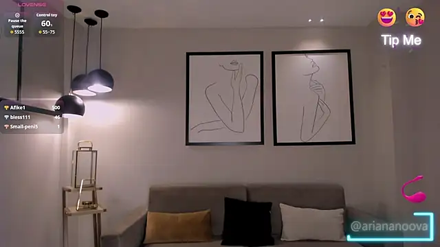 ArianaNova – Naživo XXX chat