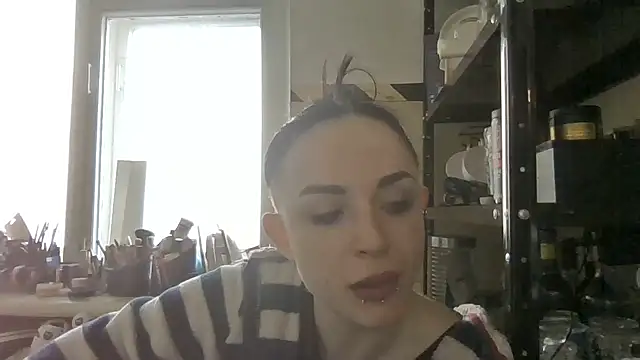 Trinsy_Love: онлайн-секс-чат