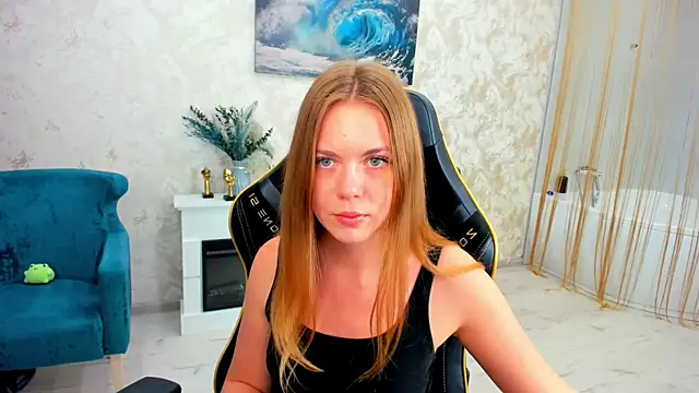 Strawberrye Live XXX-Chat