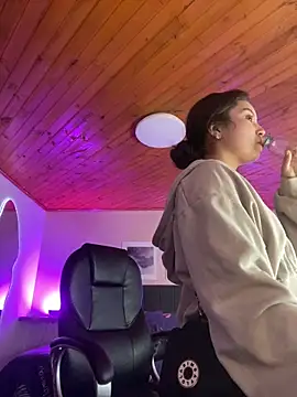 Mady_Pink Live XXX-Chat