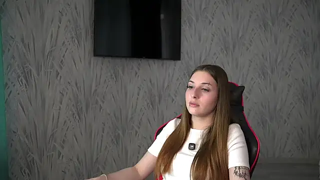 JordanLaack Adlı Modelin Canlı XXX Sohbeti