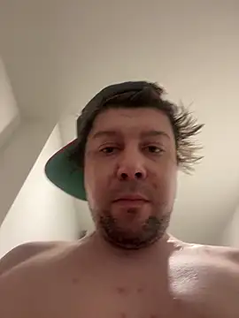 GabEthier: απευθείας συνομιλία ΧΧΧ