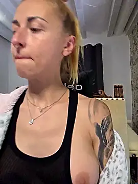 Chatroom XXX en direct de kylie_blck