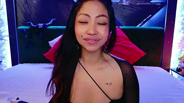 ElyaQuinn Webcamshow