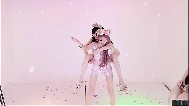 TNT-Sister Webcam Show