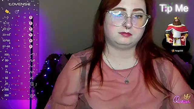 Alicia_love00 élő XXX-chatje