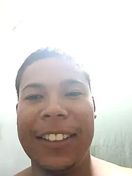 Pertunjukan Kamera Web RayRay000000000