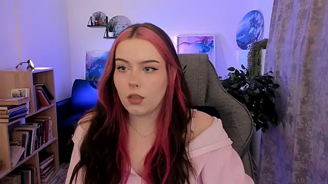 XXX chat uživo modela CoraMiel