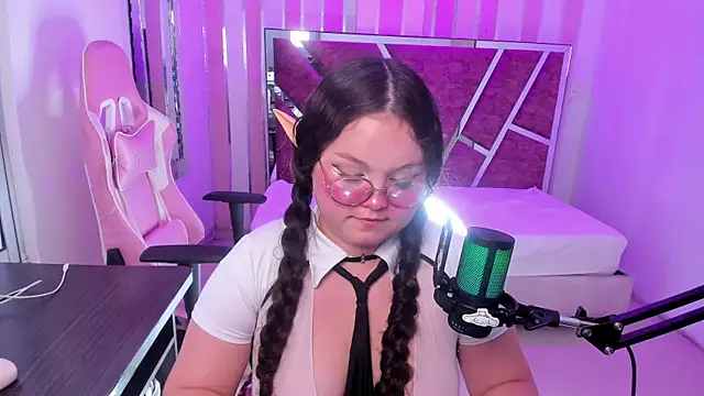 ShylySweet Chat XXX live