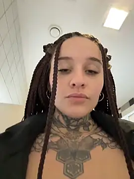 KishaMur live XXX chat