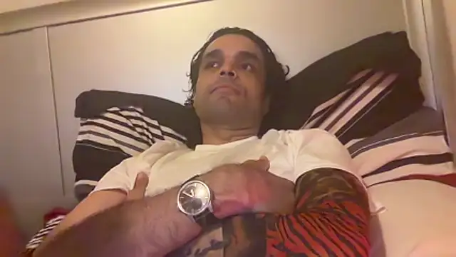 XXX chat uživo modela KungFuPanda001