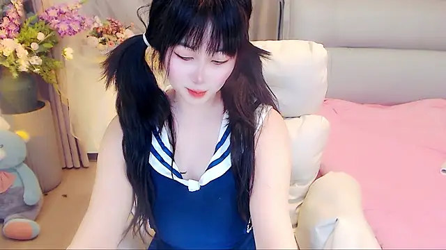 yoyoyo_99 élő XXX-chatje