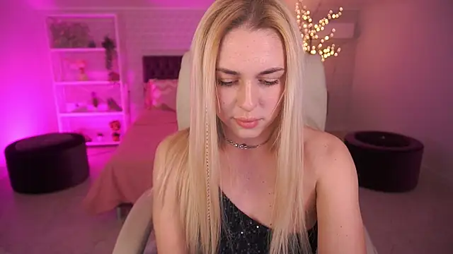 ArishkaLulu Chat XXX in diretta