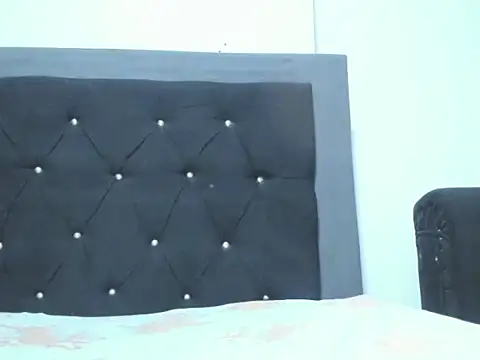 violetadumsper Adlı Modelin Canlı XXX Sohbeti