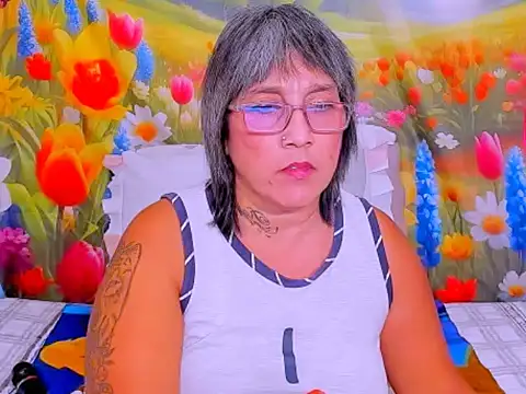 indianroxy 现场XXX聊天