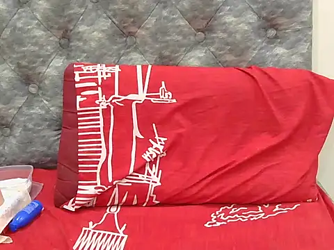 Secret_Bhabhi élő XXX-chatje