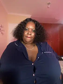 MichyboldyのライブXXXチャット